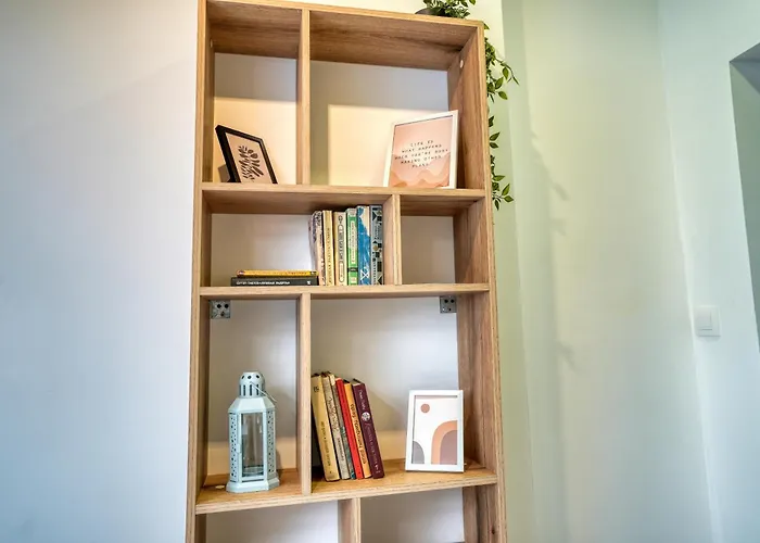 Lily's 6 By Bulgarentals -