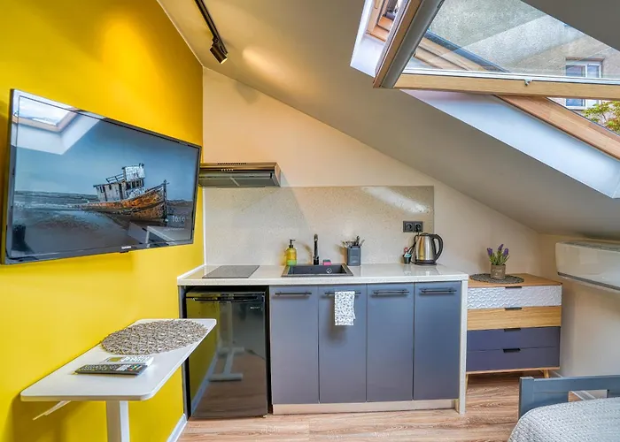 Lily's 6 By Bulgarentals - Apartament *