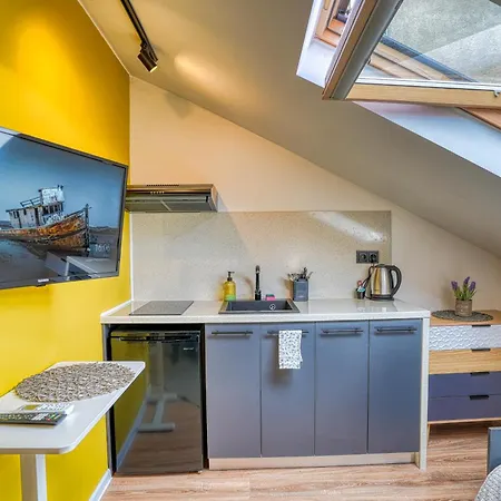 Lily's 6 By Bulgarentals - Apartment *